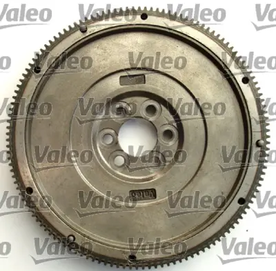 VALEO 835006 Debrıyaj Setı Volanlı (Rulman Yok) Galaxy Alhambra Sharan 1,9 Tdı 6A105264B 28105264B 1057826 1478806 7113400 94ZT7A564AA 94ZT7A564AB 95VW6K390AA 6141165C 95VW6X390AA