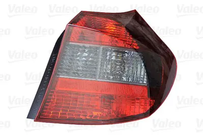 VALEO 044404 Stop Lambası Sol Ampullu Sıyah Bmw 1 Serısı 04> 63210397034