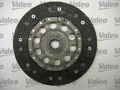 VALEO 826736 3 Lü Debriyaj Takımı Baskı Disk Rulman 3 Serisi E46 330i. 330xi. 330ci. 330i Touring 06/00 03/03 21217520050