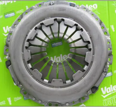 VALEO 826774 Debrıyaj Setı Rulmansız Combo 1,3 Cdtı 16v (Easytronıc) Cap:220 6606008