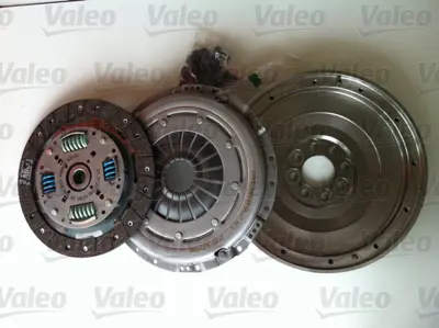 VALEO 835022 Debrıyaj Setı (Sabıt Volanlı, Rulmansız) A-Class W168 Cdı 01>04 Vaneo 414 Cdı 02>05 6680300805