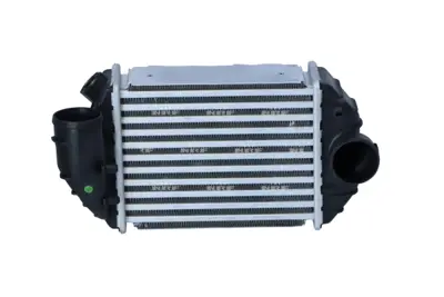 NRF 30133 Audı A4 2.5d 95-Intercooler / Charger 59145805