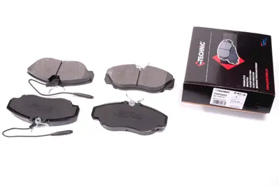 PSA 4251.17 4 Brake Pads/F  425451 9945788