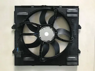 MGA 83318 Fan Motoru+davlumbaz-494mm 600w Vw Amarok 10- 2H0121203K 2H0121203T 7E0959455A